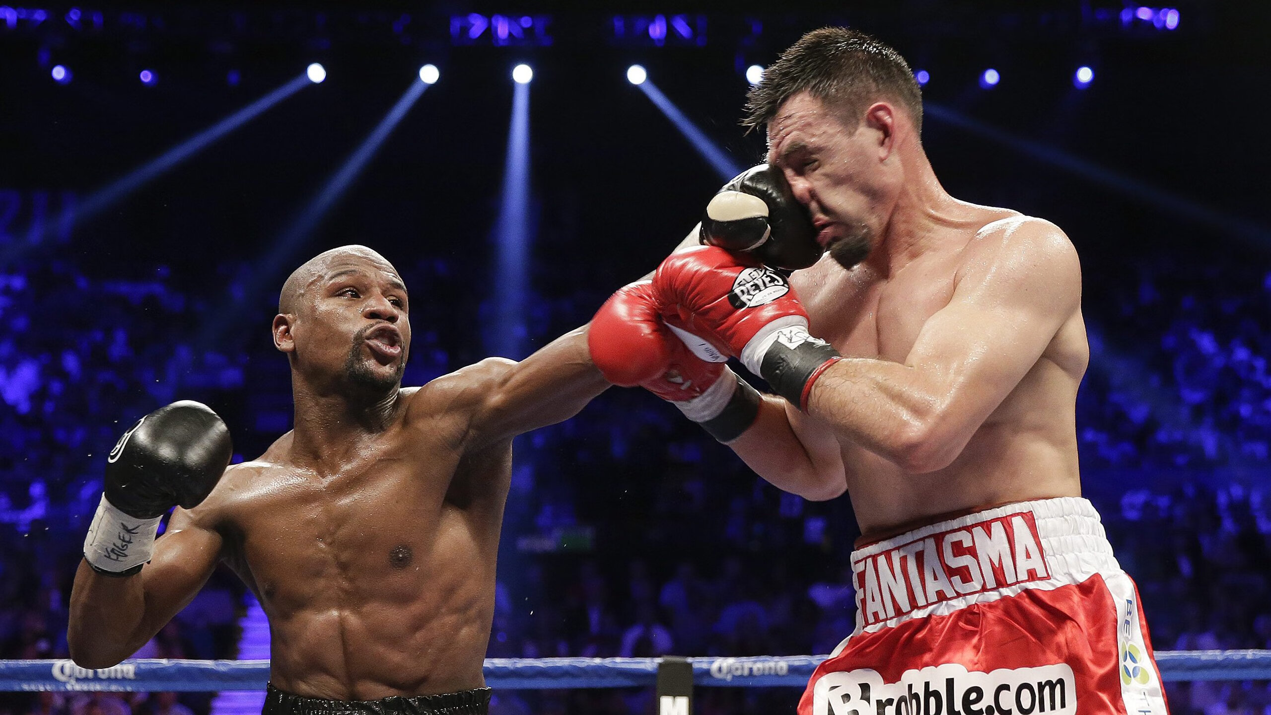 暗夜燃灯者，巴拉圭对阵摩洛哥，卡瓦哈尔—舞台越大，光芒越烈